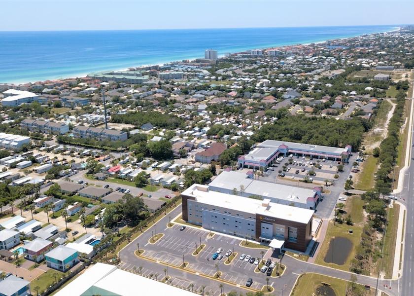 Florida Miramar Beach Exterior Detail