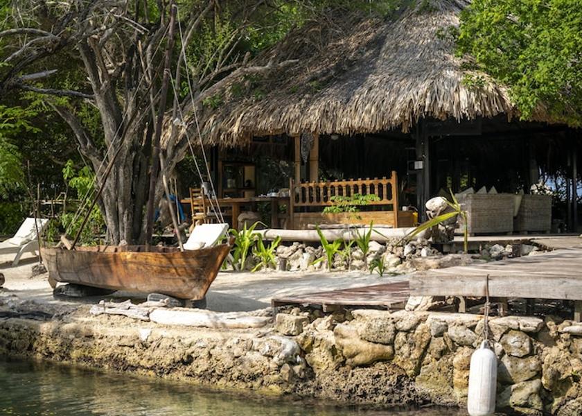 Bolivar Rosario Islands Facade