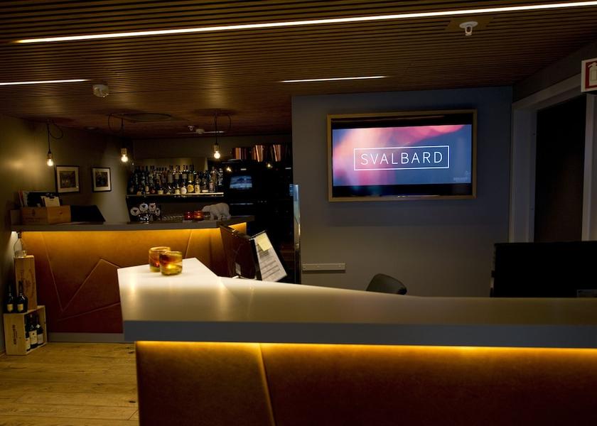  Longyearbyen Reception