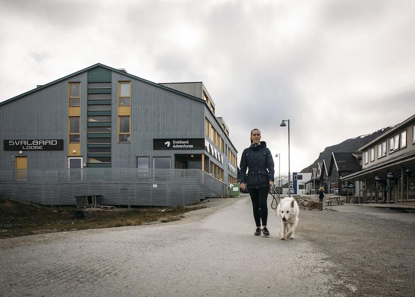  Longyearbyen Facade