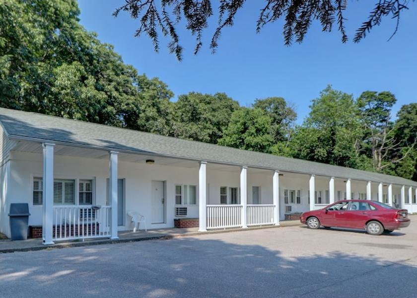 Rhode Island North Kingstown Exterior
