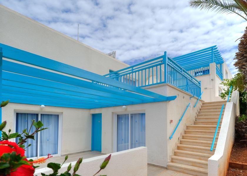  Paphos Property Grounds