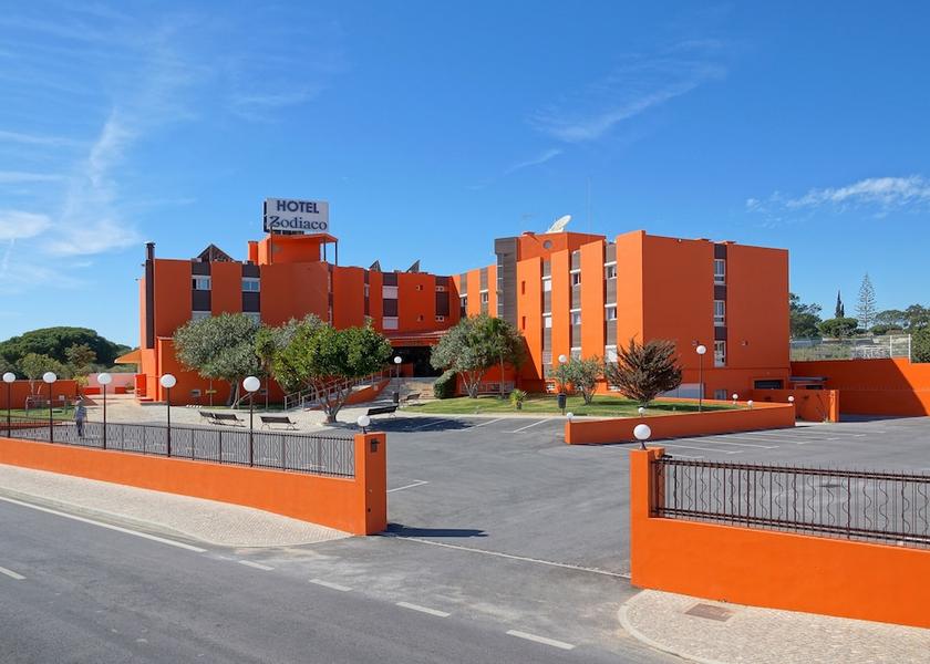 Faro Loulé Facade