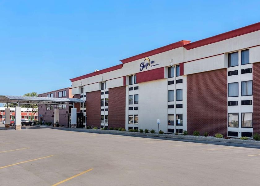 Indiana Terre Haute Exterior Detail