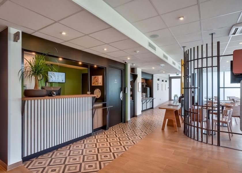Île-de-France Creteil Reception