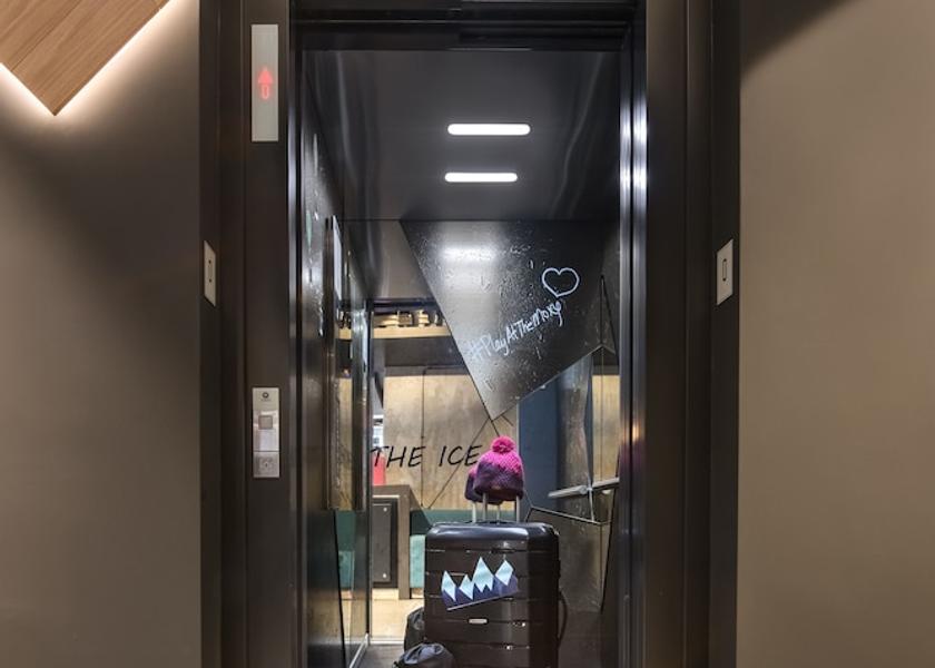 Valais Sion Reception