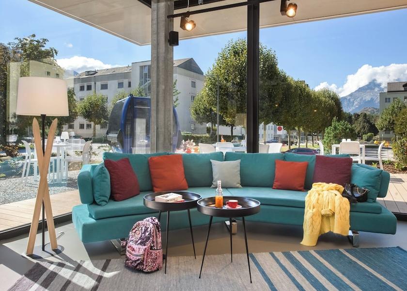 Valais Sion Lobby