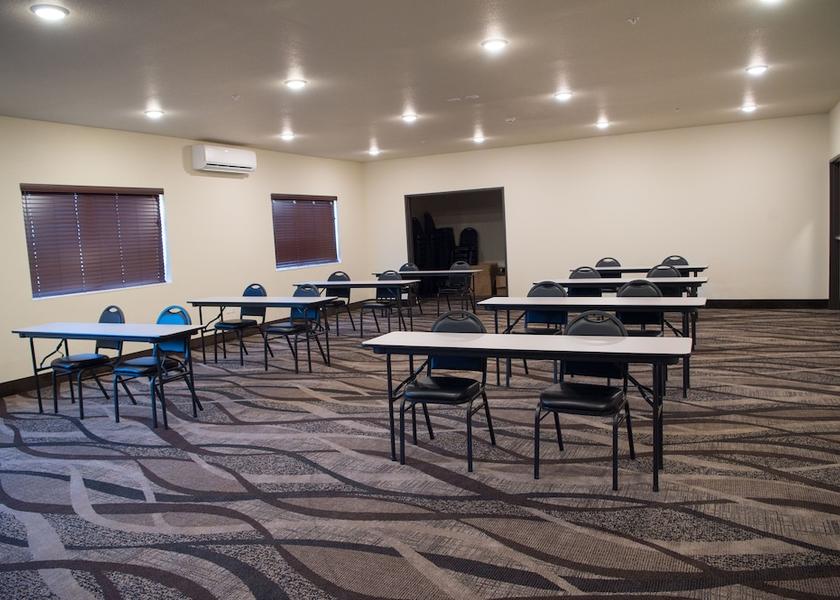 Iowa Forest City Meeting Room