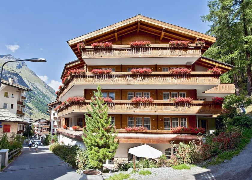 Valais Zermatt Front of property