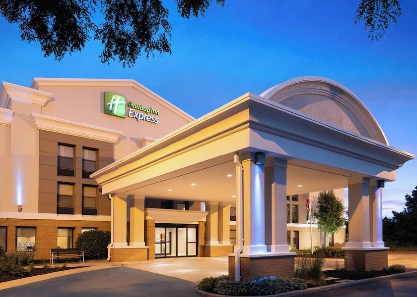 Indiana Plainfield Exterior Detail