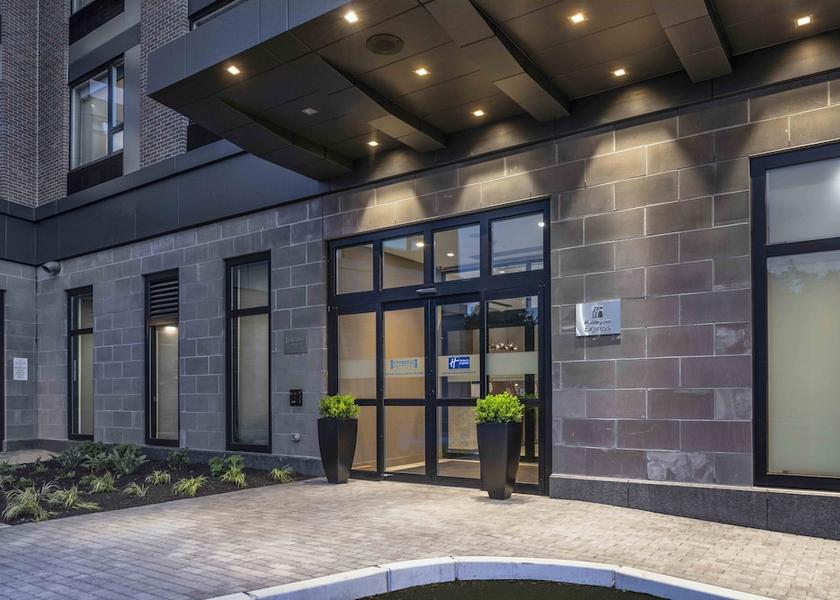 Massachusetts Revere Property entrance