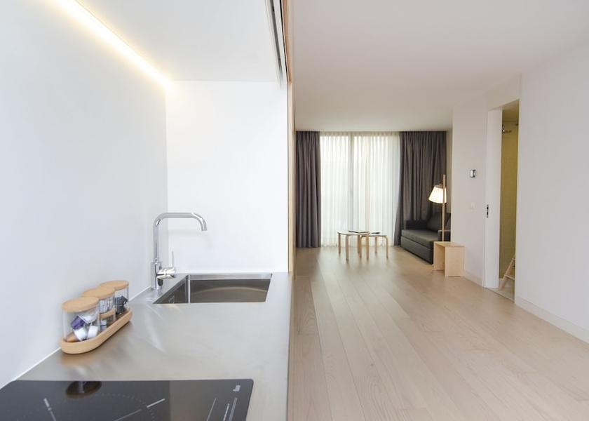 Community of Madrid Madrid Room