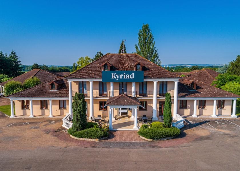 Bourgogne-Franche-Comte Malay-le-Grand Facade