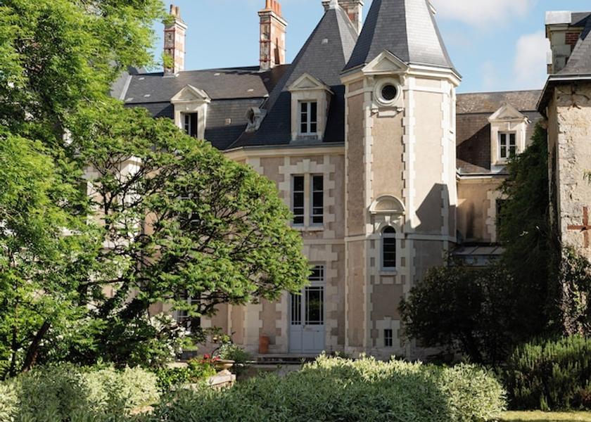 Centre - Loire Valley Cheverny Exterior Detail
