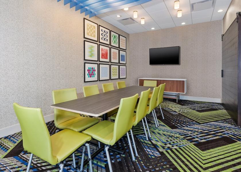 Michigan Grand Rapids Meeting Room