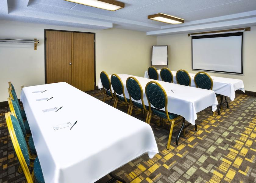 Wisconsin Oshkosh Meeting Room