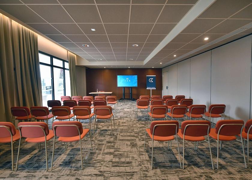 Grand Est Bezannes Meeting facility