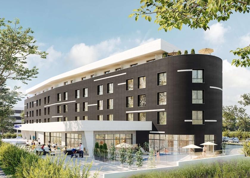 Grand Est Bezannes Exterior