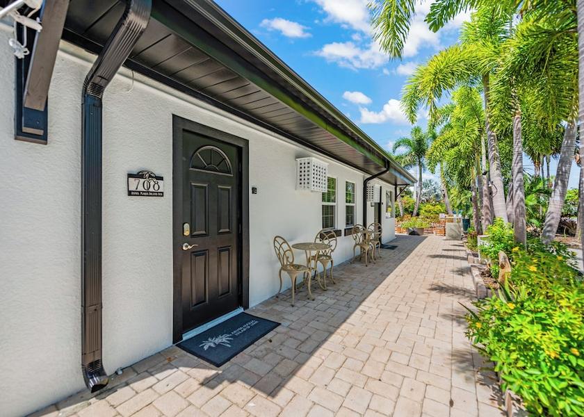 Florida Holmes Beach Exterior Detail