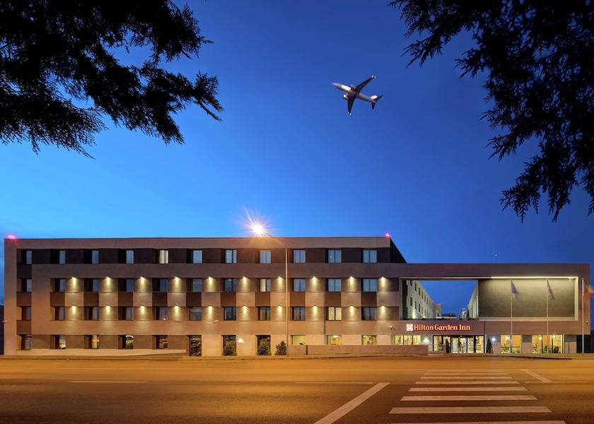  Otopeni Exterior Detail