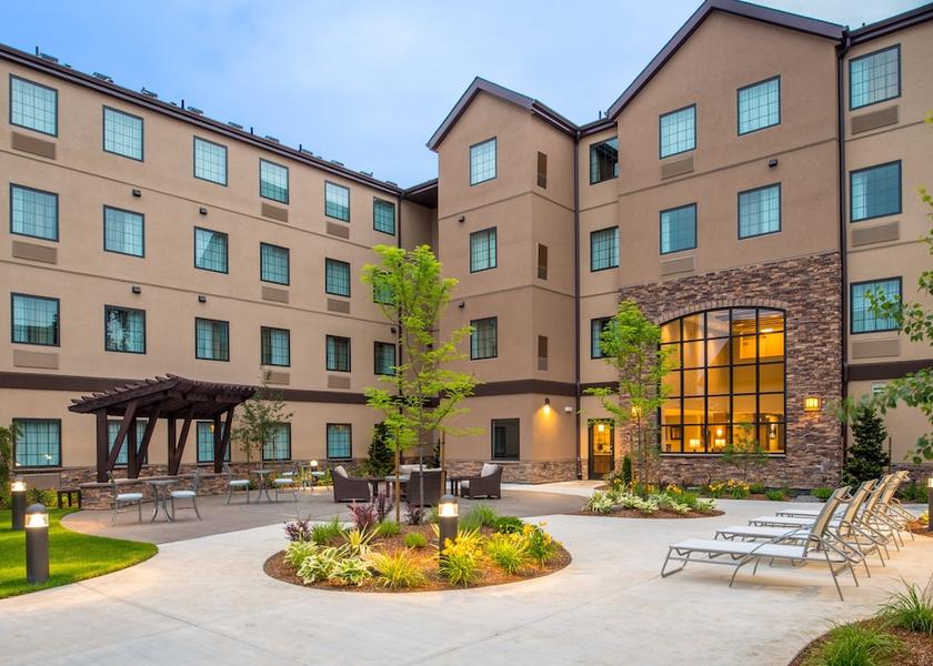 Oregon Hillsboro Exterior Detail