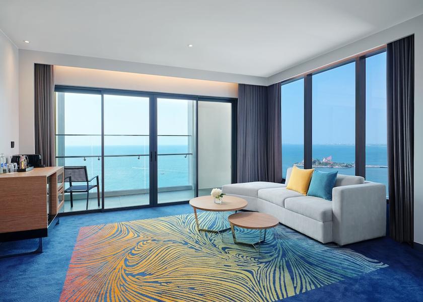 Chonburi Province Si Racha Beach/ocean view