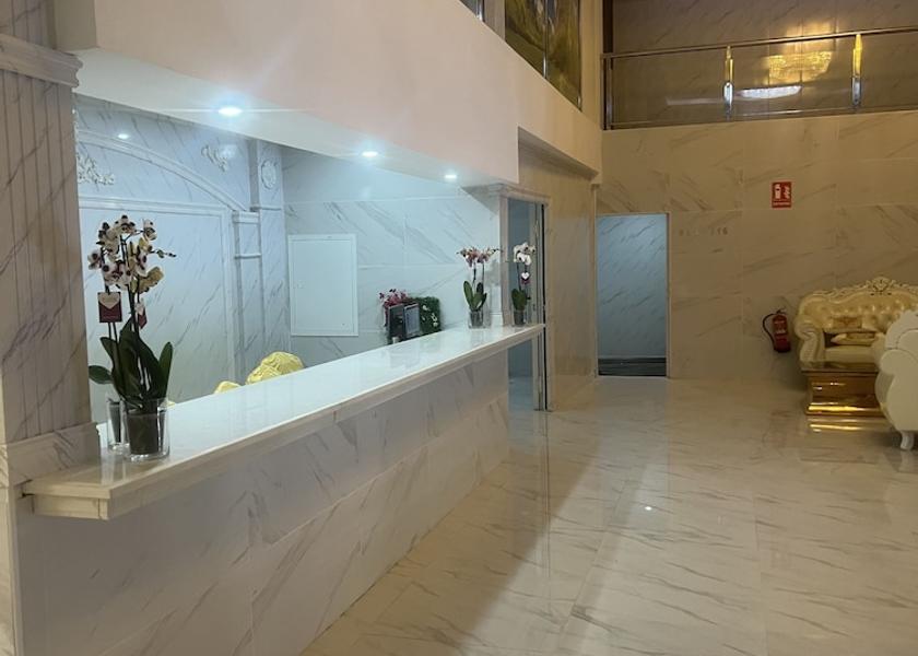 Valencian Community Manises Reception