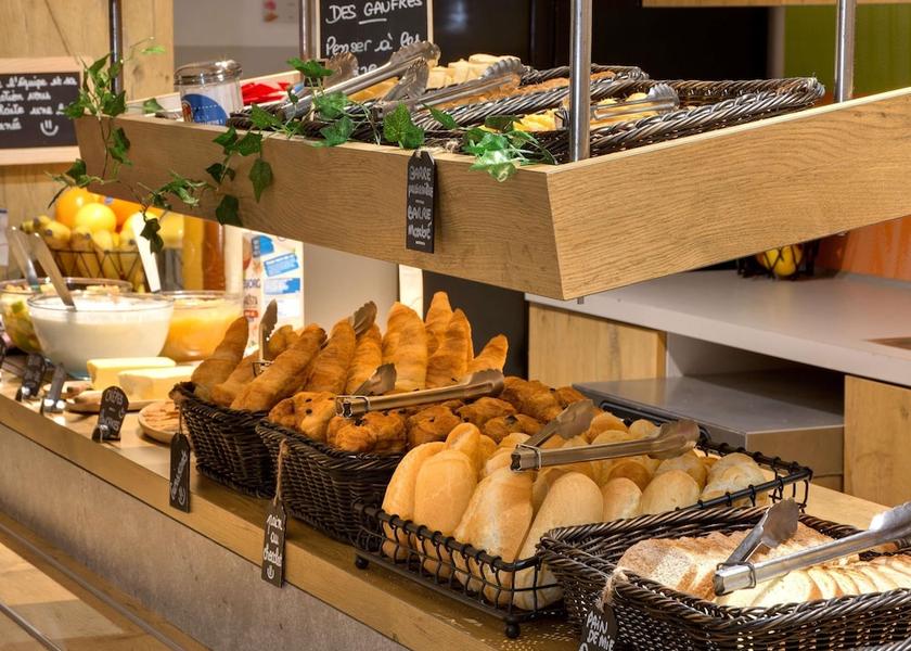 Occitanie Montpellier Breakfast area