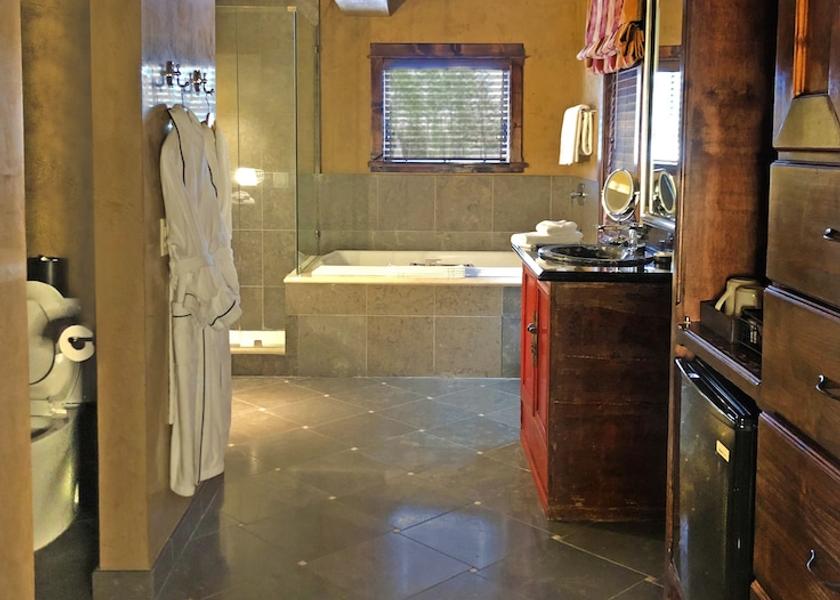 Nevada Crystal Bay Bathroom