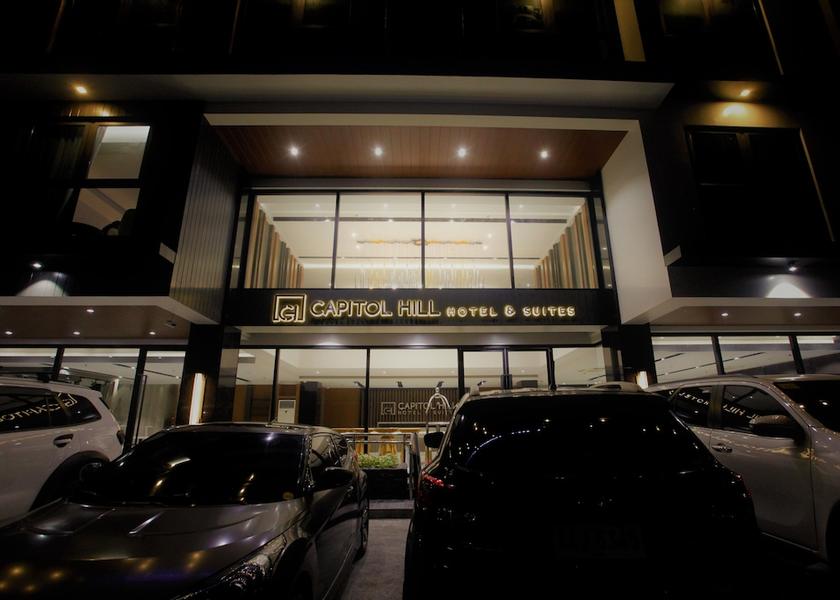 Central Luzon Angeles City Front of property - evening/night