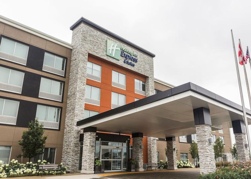 Ontario Welland Exterior Detail