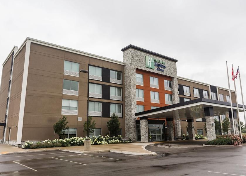 Ontario Welland Exterior Detail