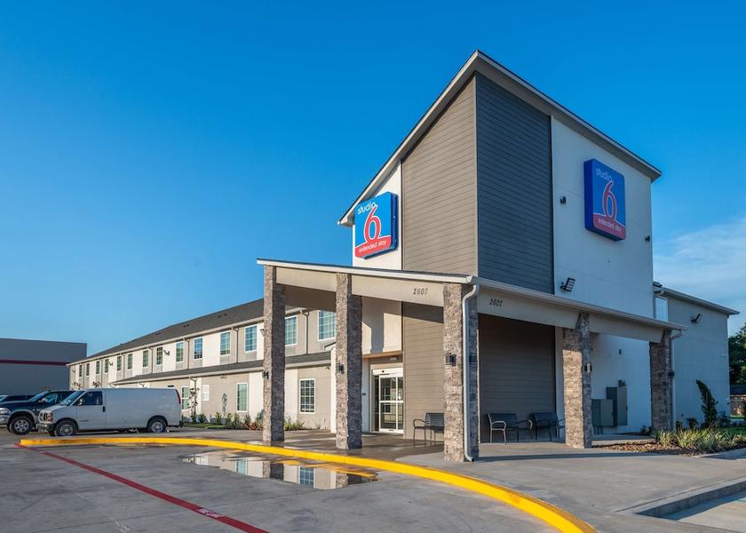 Louisiana Lake Charles Exterior