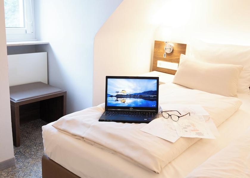 North Rhine-Westphalia Moehnesee Room