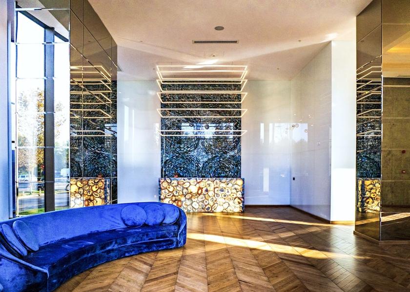  Bucharest Lobby