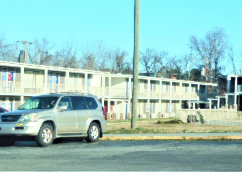 North Carolina Greensboro Exterior Detail