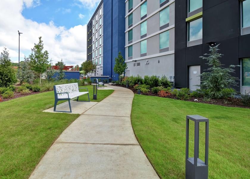 Georgia Marietta Exterior Detail