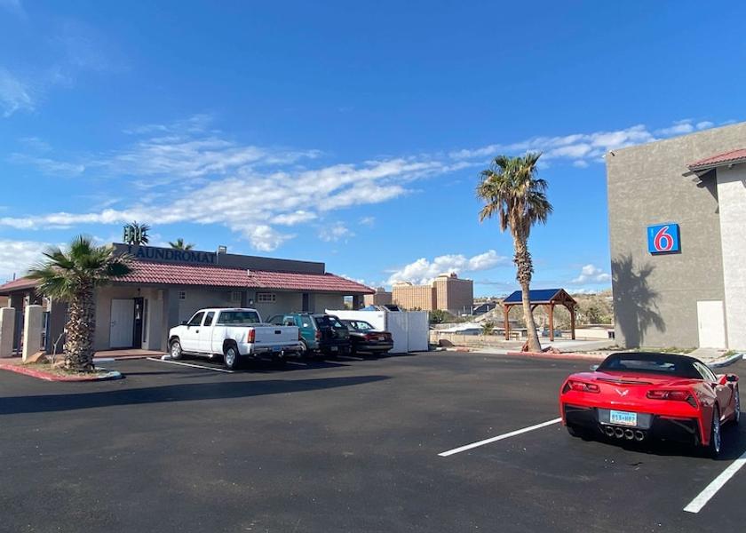 Arizona Bullhead City Exterior Detail