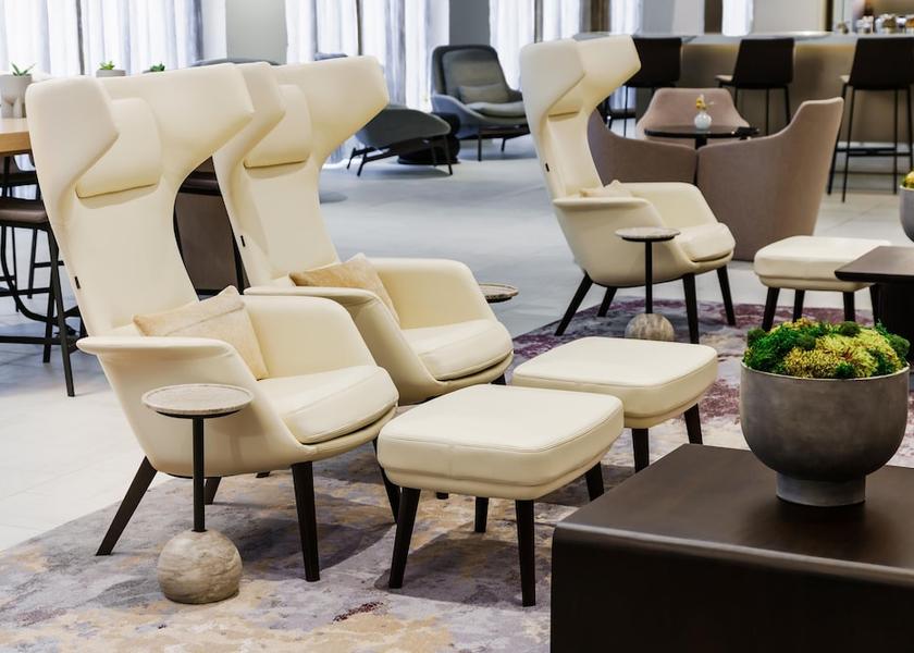 Oregon Beaverton Lobby sitting area