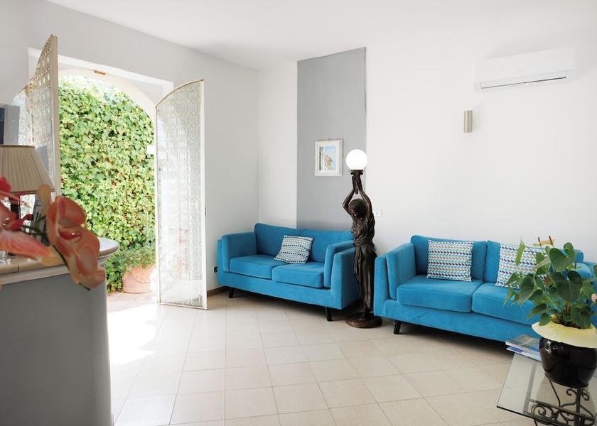 Campania Anacapri Reception