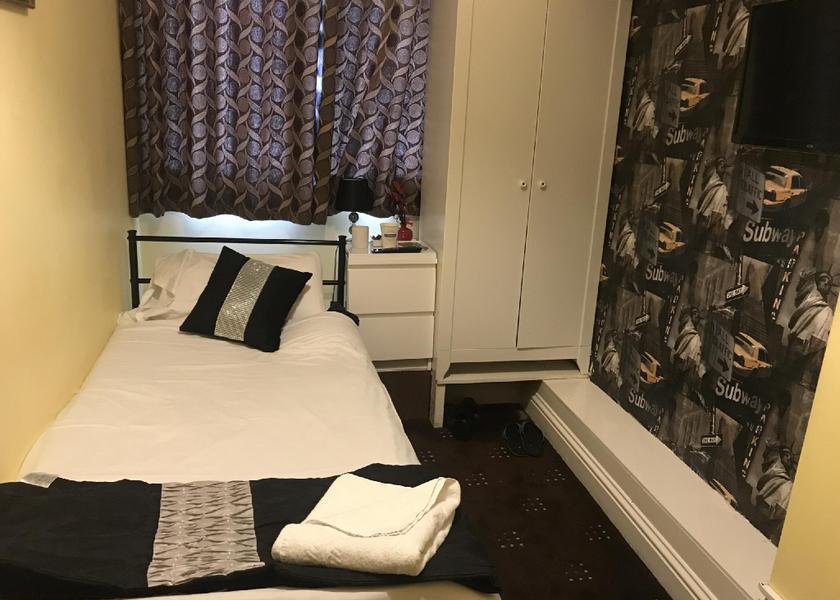 England Southall Single room-Ensuite