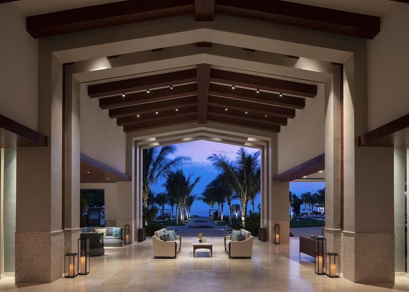  Providenciales Lobby