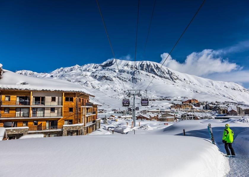 Auvergne-Rhone-Alpes Huez Terrace