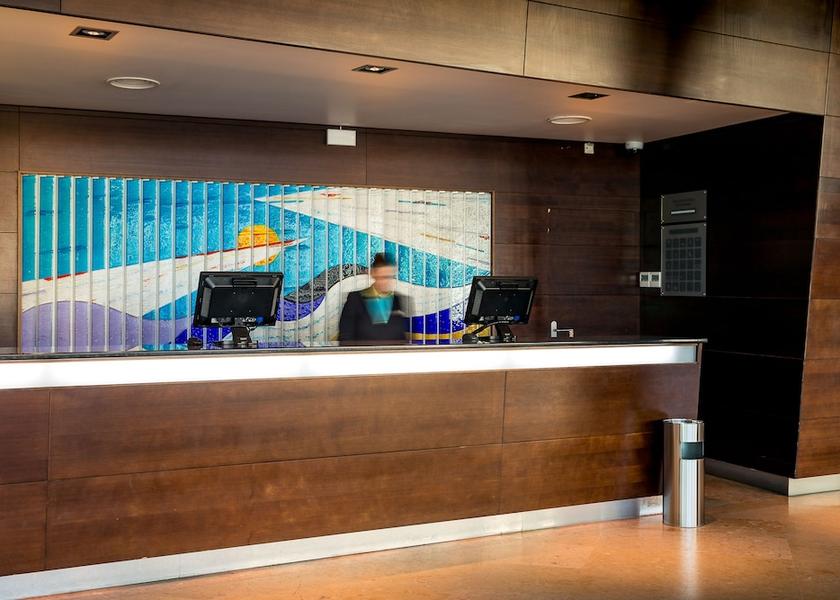 Faro Vila Real Santo Antonio Reception