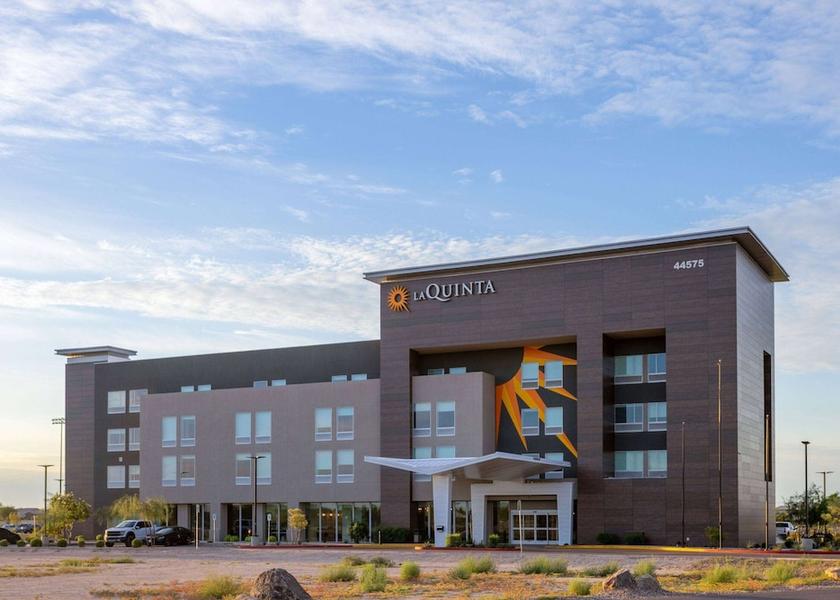 Arizona Maricopa Exterior Detail