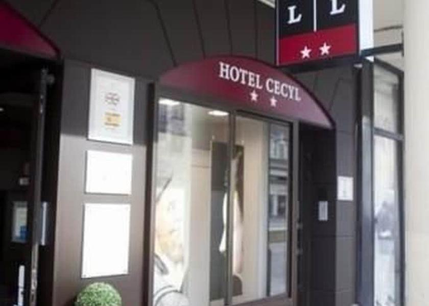 Grand Est Reims Facade