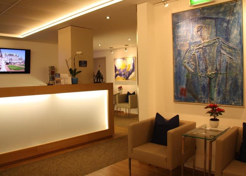 Saxony Dresden Lobby