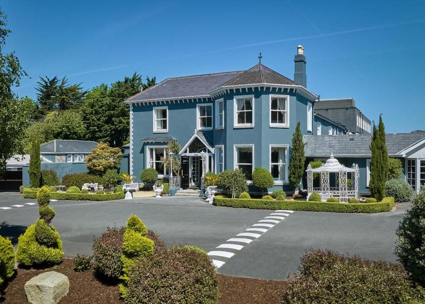 County Wicklow Enniskerry Exterior view