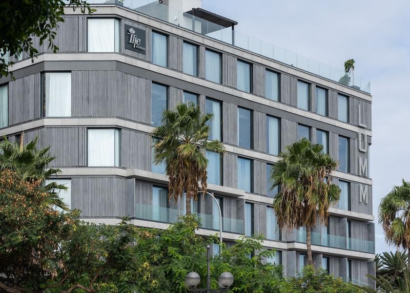 Canary Islands Las Palmas de Gran Canaria Front of property