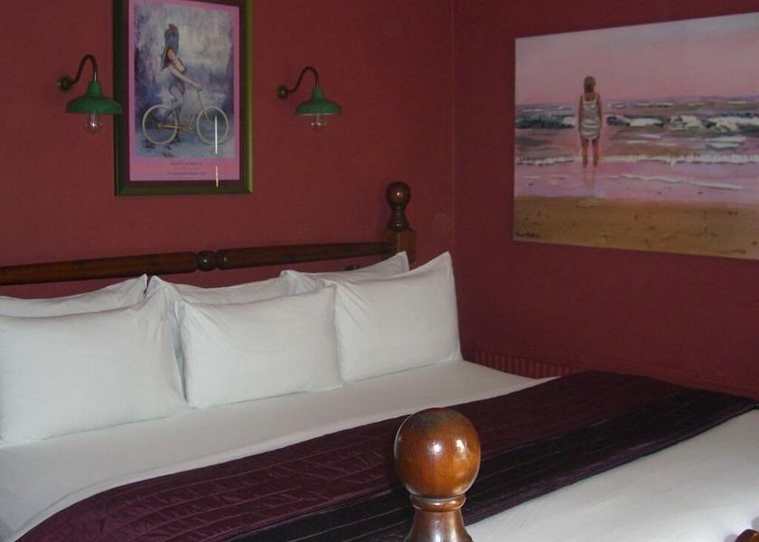 England Altrincham Room